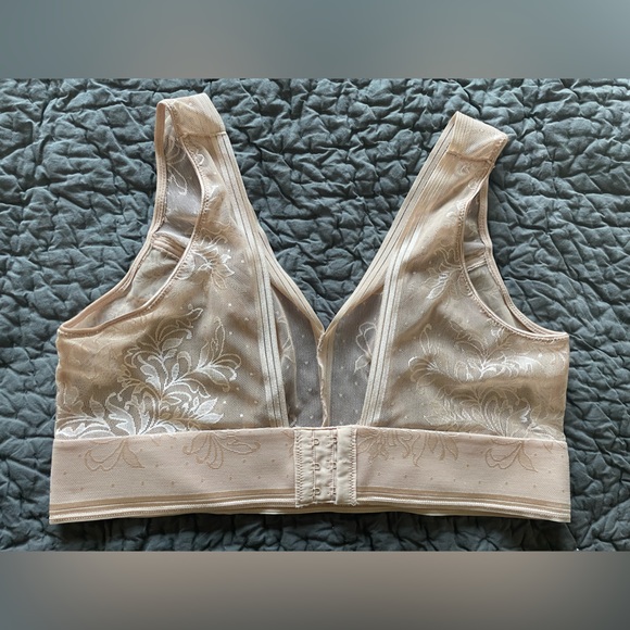 Lace Wacol wire free bra size 36 C - Picture 2 of 3